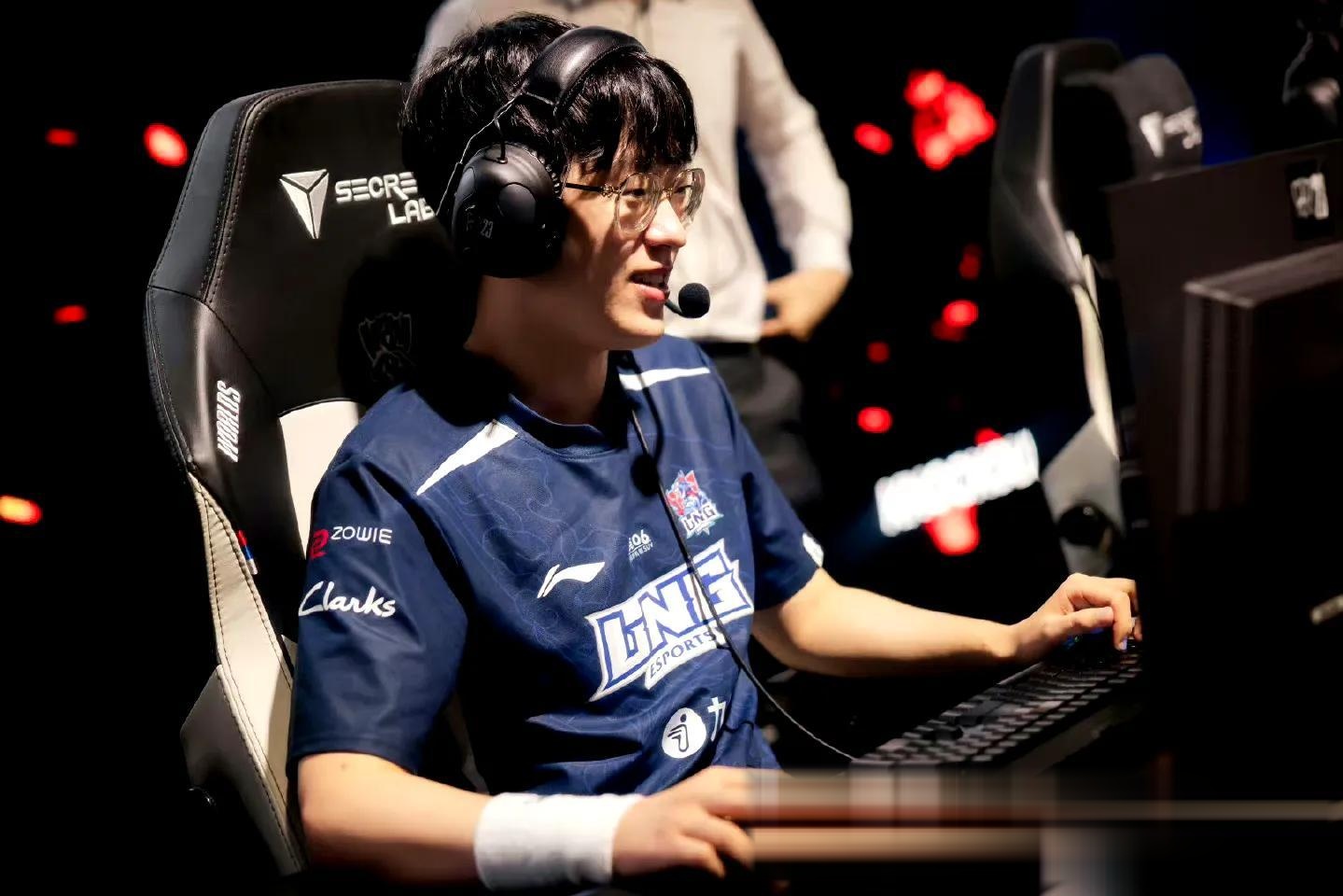 乐动app-Scout重返赛场，比赛规则变更首场状态出色，SKT观众沸腾！气势如虹延续的简单介绍-乐动app